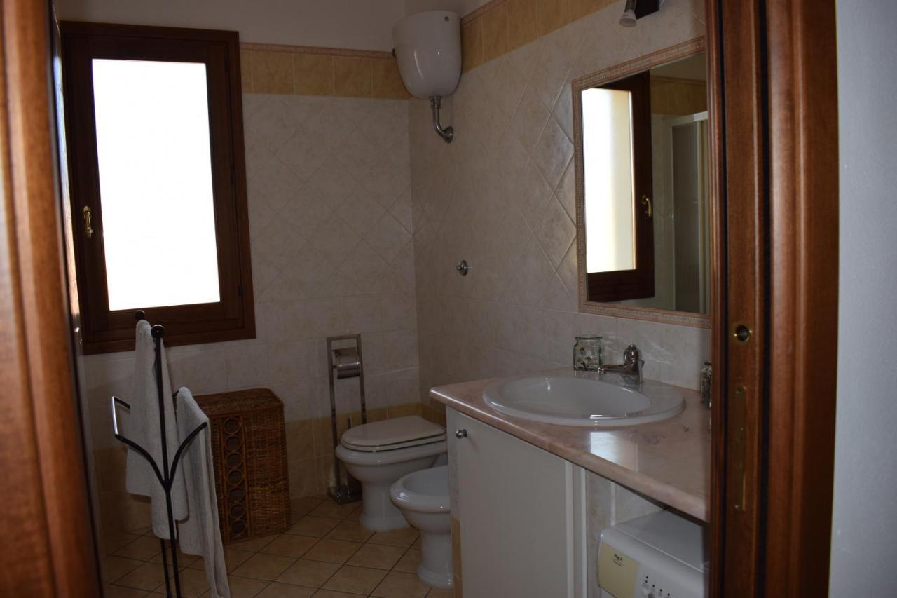 Villa Casa Rosa Dei Venti à Pula Extérieur photo