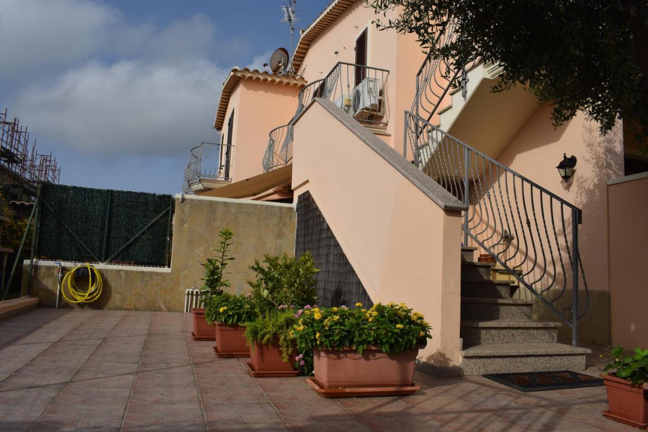Villa Casa Rosa Dei Venti à Pula Extérieur photo